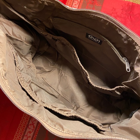 OiOi Australia Baby Bag - Picture 8 of 9